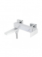 Смеситель ванна LEDEME с коротким поворотным изливом белый L3173W